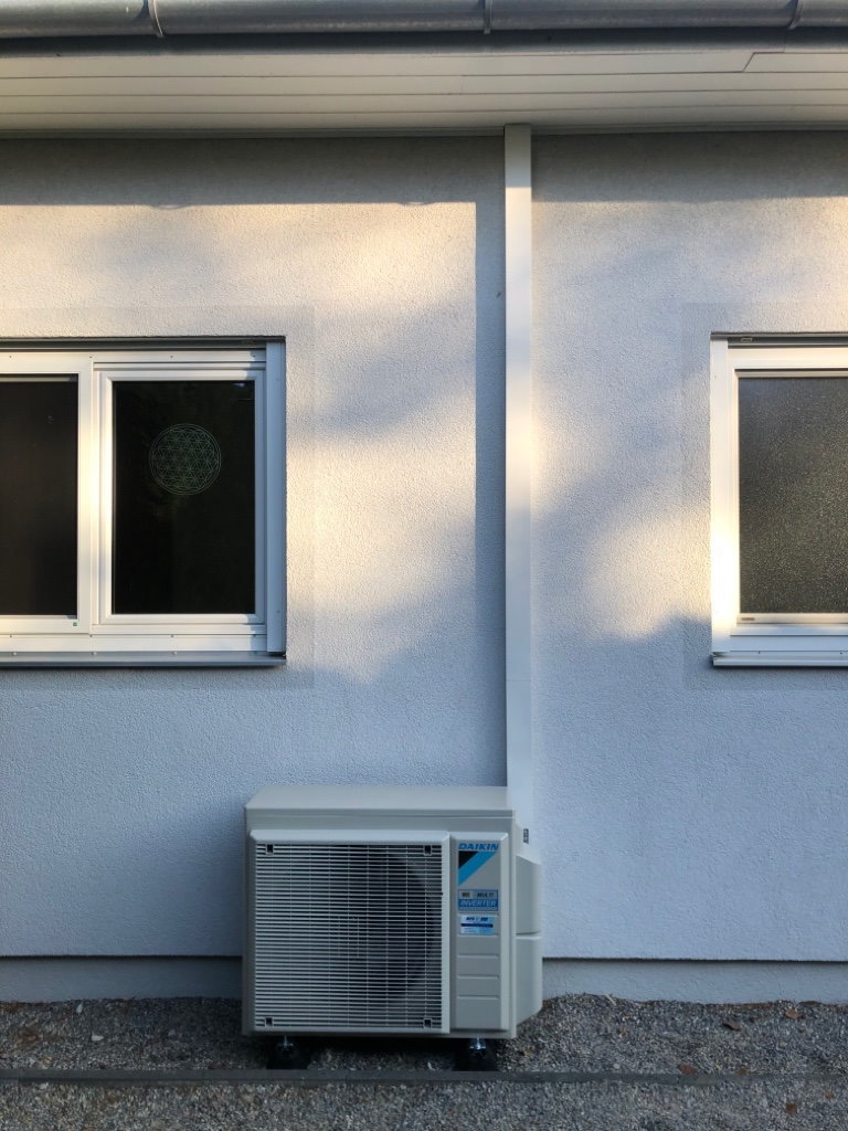 Klimaanlage für außen von der DFS Lüftung, Klima & Kältetechnik GesmbH